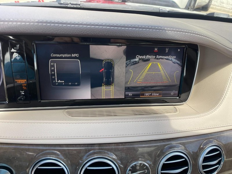 Mercedes-Benz S-Class Vehicle Image 34