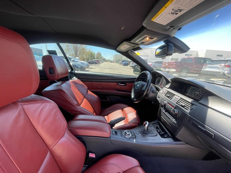 BMW M3 Vehicle Image 03