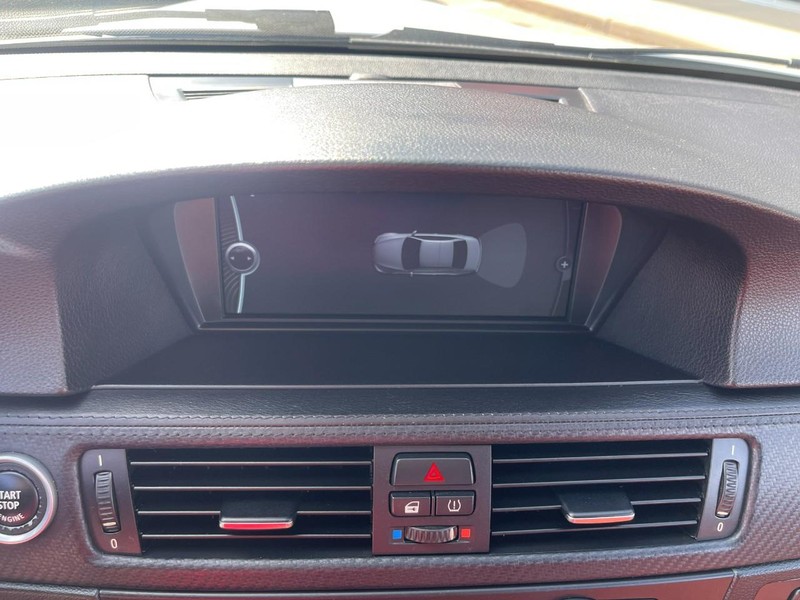 BMW M3 Vehicle Image 24