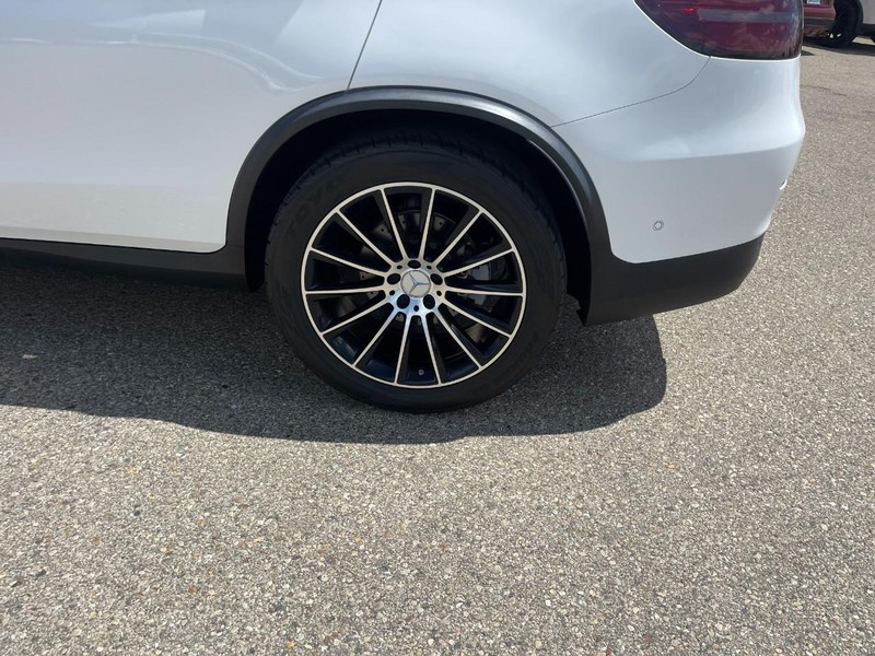 Mercedes-Benz GLC Vehicle Image 06