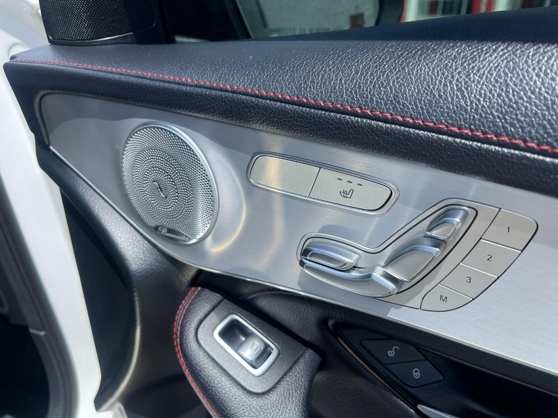Mercedes-Benz GLC Vehicle Image 15