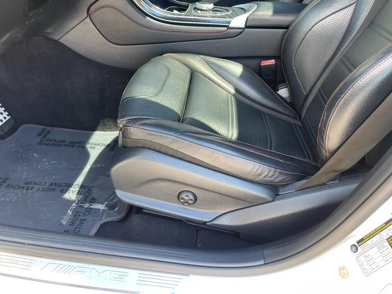 Mercedes-Benz GLC Vehicle Image 25