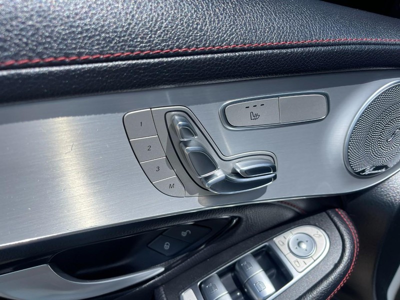 Mercedes-Benz GLC Vehicle Image 27