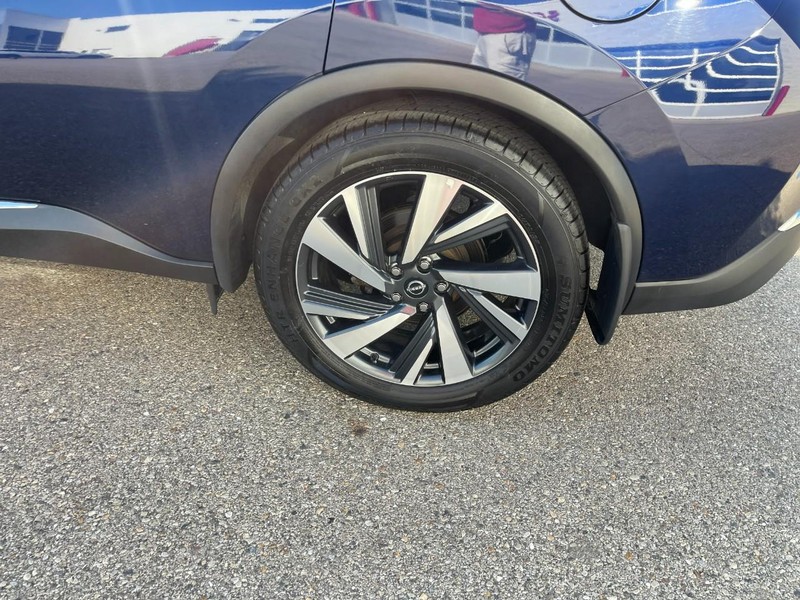 Nissan MURANO SL Vehicle Image 05
