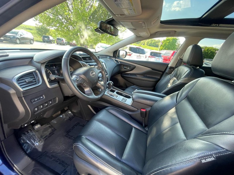Nissan MURANO SL Vehicle Image 21