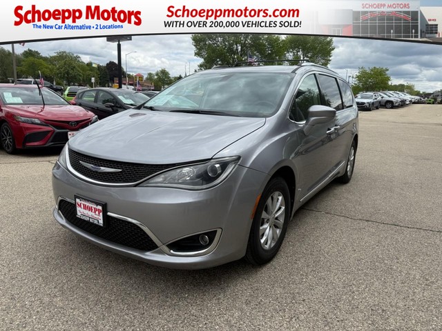 more details - chrysler pacifica