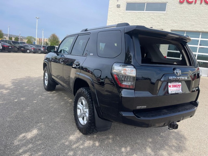 Toyota 4Runner Vehicle Image 05