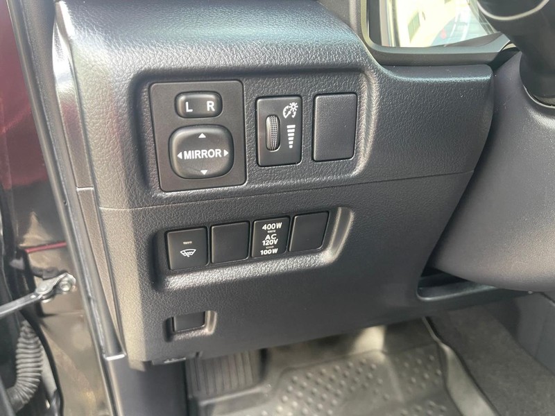 Toyota 4Runner Vehicle Image 21