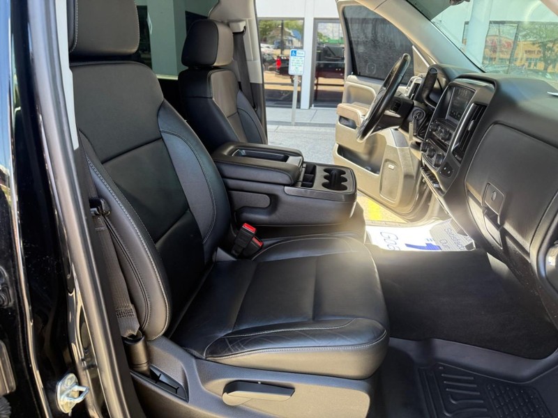 Chevrolet Silverado 1500 Vehicle Image 15