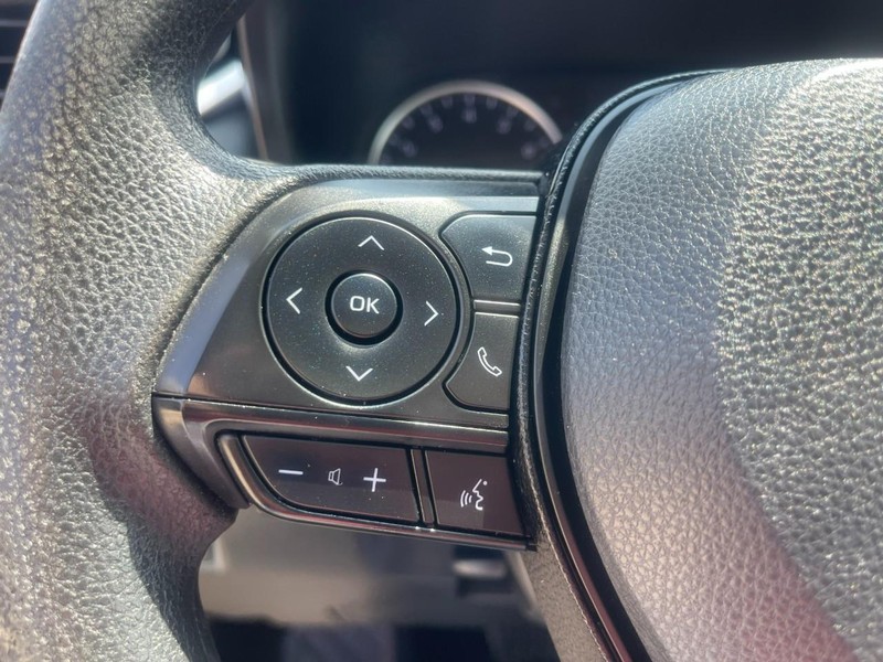 Toyota RAV4 Vehicle Image 20
