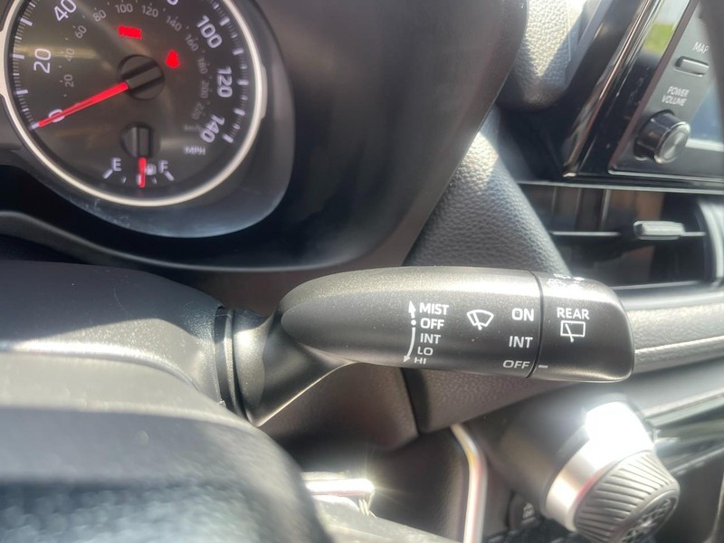 Toyota RAV4 Vehicle Image 23