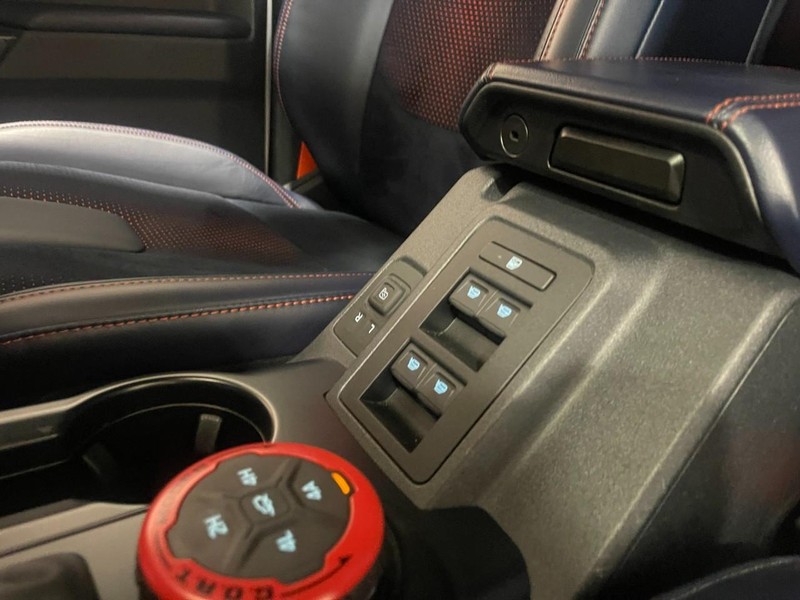 Ford Bronco Vehicle Image 28