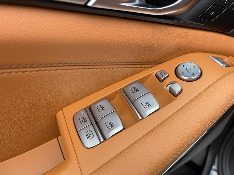BMW X7 Vehicle Image 36