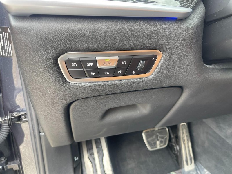 BMW X7 Vehicle Image 37
