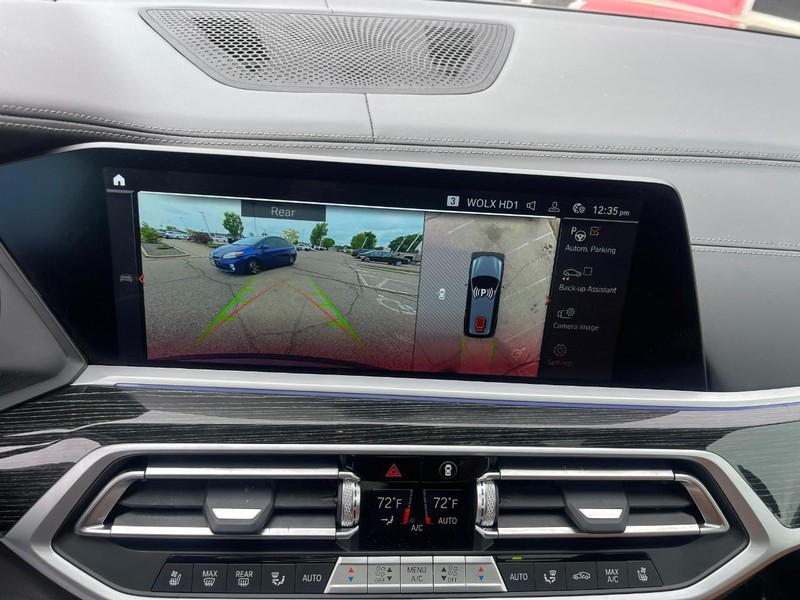 BMW X7 Vehicle Image 42