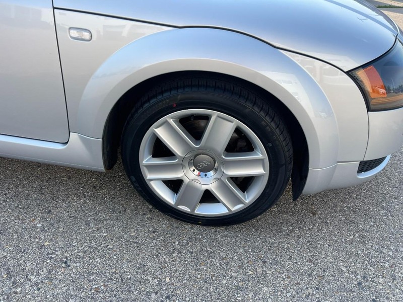 Audi TT Vehicle Image 08