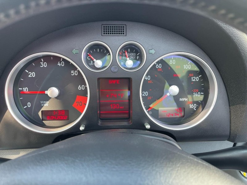 Audi TT Vehicle Image 20
