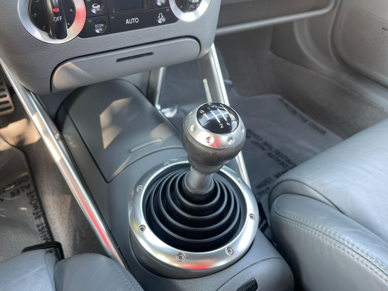 Audi TT Vehicle Image 21
