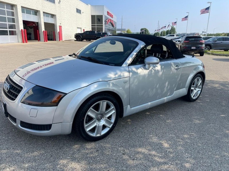 Audi TT Vehicle Image 22