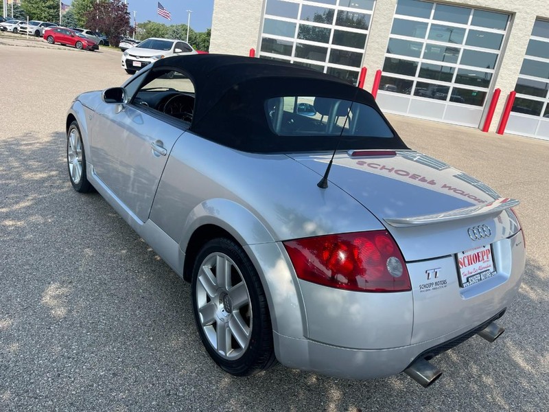 Audi TT Vehicle Image 26