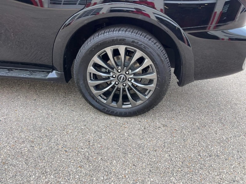 Nissan Armada Vehicle Image 05