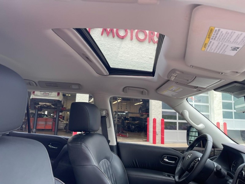 Nissan Armada Vehicle Image 10