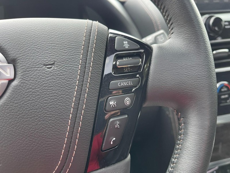 Nissan Armada Vehicle Image 31