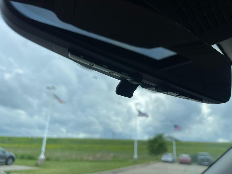 Nissan Armada Vehicle Image 41