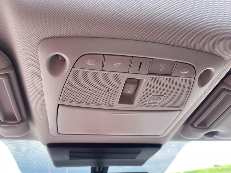 Nissan Armada Vehicle Image 43