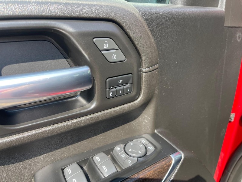 GMC Sierra 2500HD Vehicle Image 24