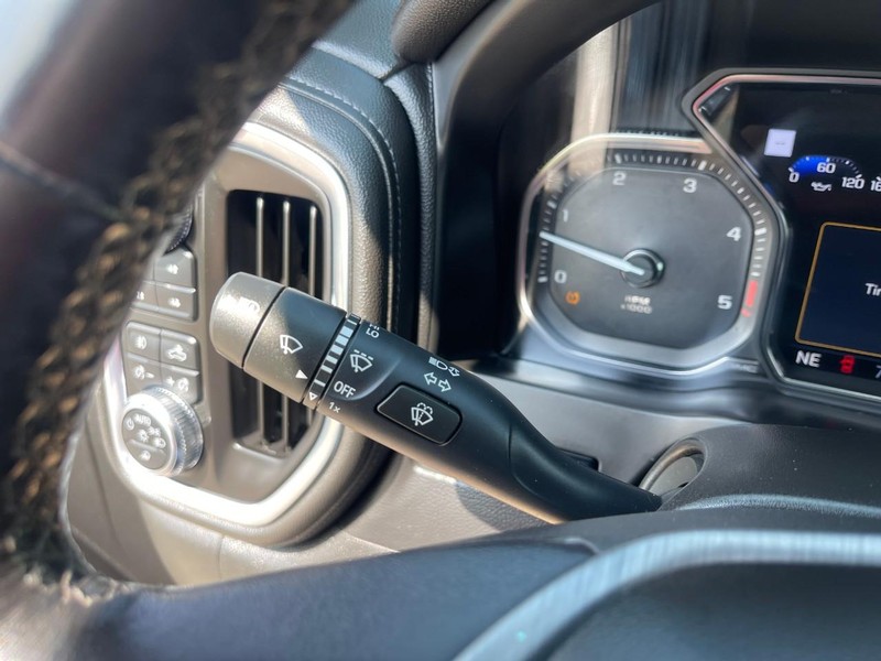 GMC Sierra 2500HD Vehicle Image 29