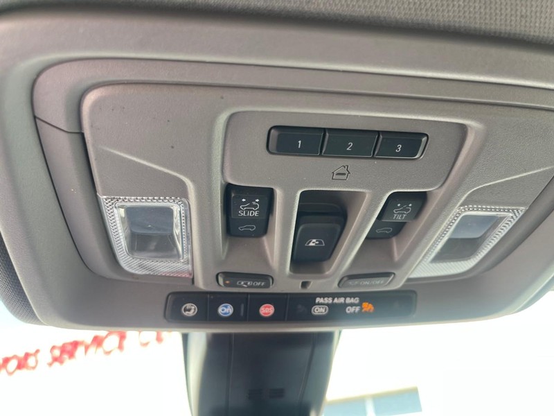 GMC Sierra 2500HD Vehicle Image 37