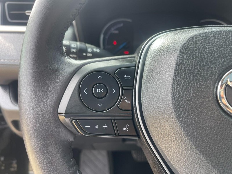 Toyota RAV4 Hybrid Vehicle Image 22