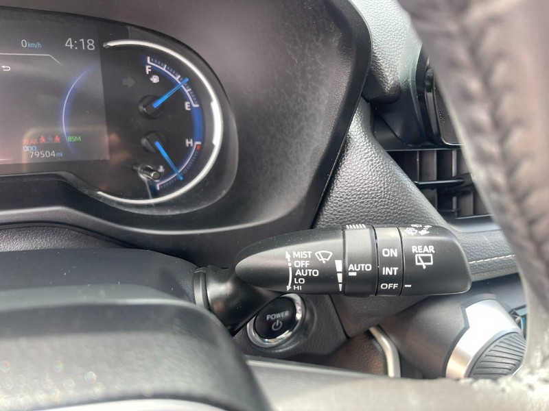 Toyota RAV4 Hybrid Vehicle Image 25