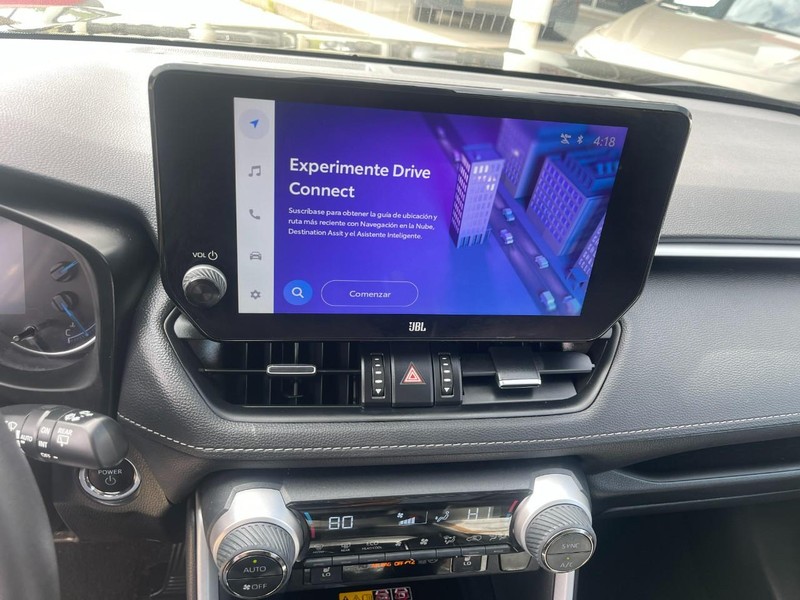 Toyota RAV4 Hybrid Vehicle Image 27