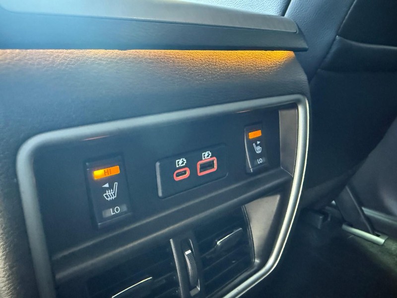 Nissan Murano Vehicle Image 13