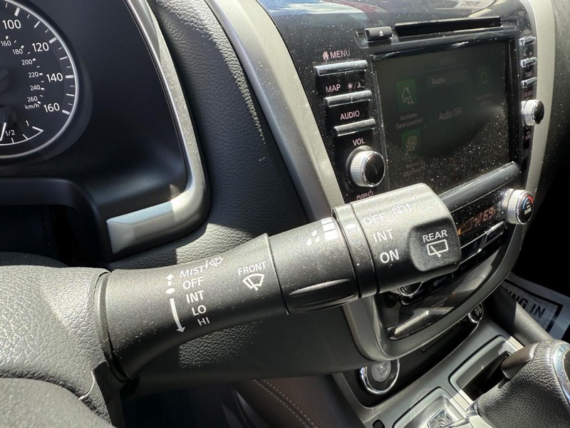 Nissan Murano Vehicle Image 28
