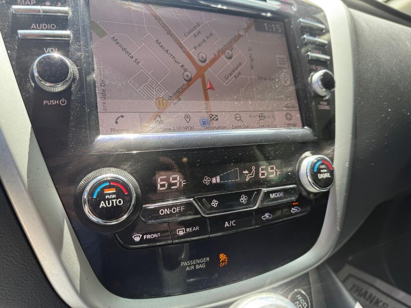 Nissan Murano Vehicle Image 32