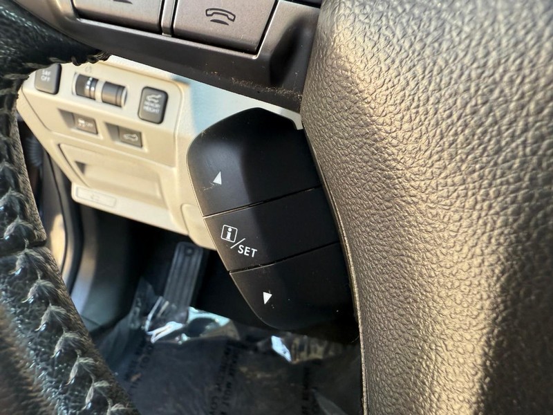 Subaru Forester Vehicle Image 24
