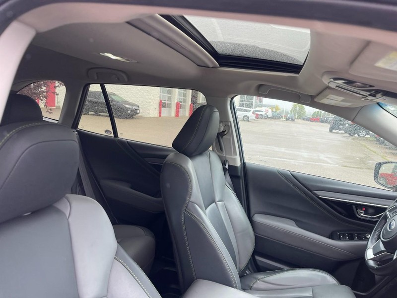 Subaru Outback Vehicle Image 03