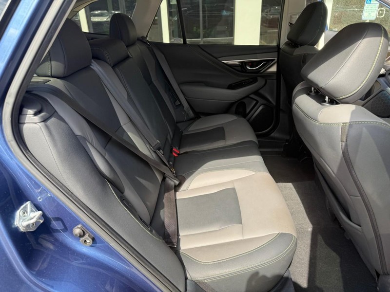 Subaru Outback Vehicle Image 15