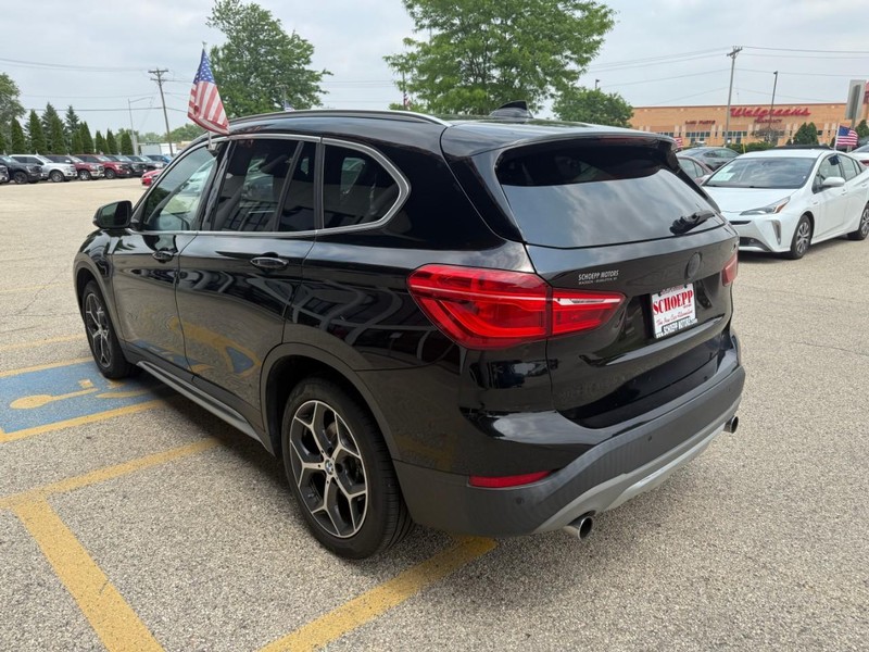 BMW X1 Vehicle Image 07