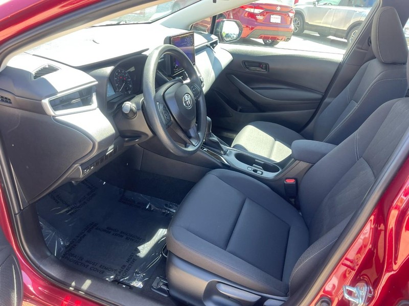 Toyota Corolla Vehicle Image 14