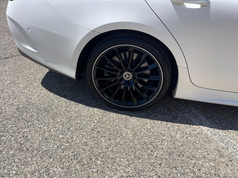 Mercedes-Benz CLS Vehicle Image 08