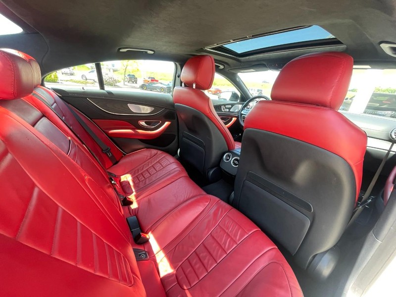 Mercedes-Benz CLS Vehicle Image 15