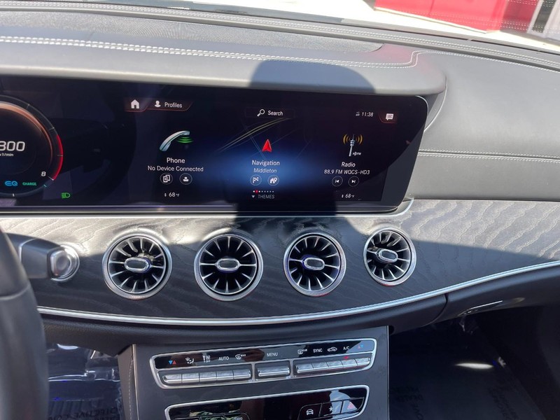 Mercedes-Benz CLS Vehicle Image 33