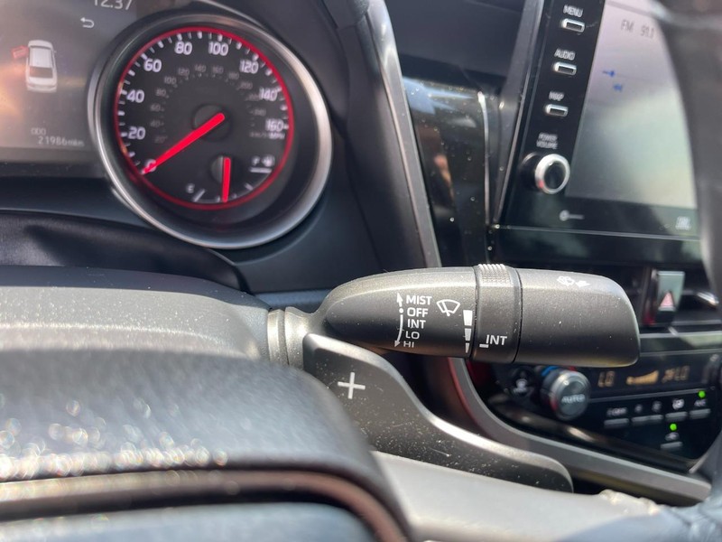 Toyota Camry Vehicle Image 28