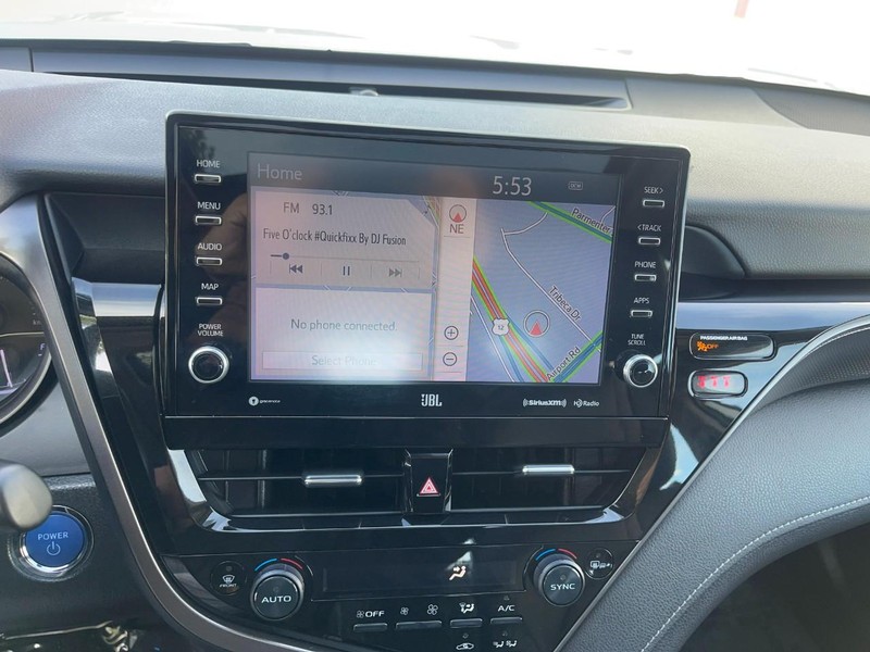 Toyota Camry Hybrid Vehicle Image 27