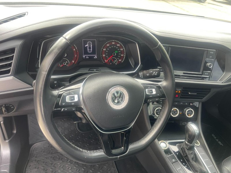 Volkswagen Jetta Vehicle Image 23