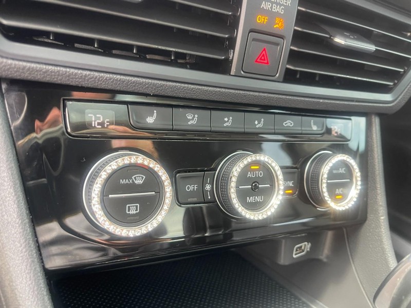 Volkswagen Jetta Vehicle Image 29